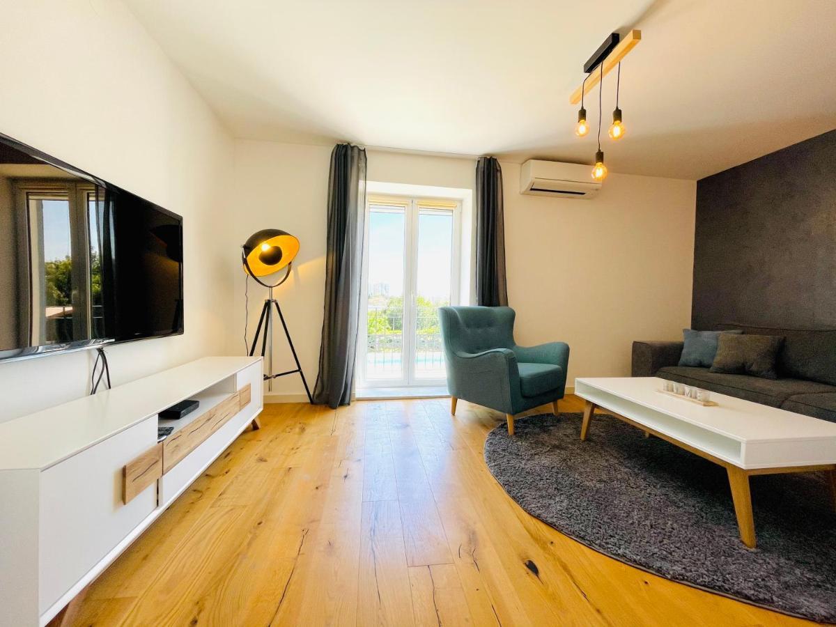 Nona Apartment