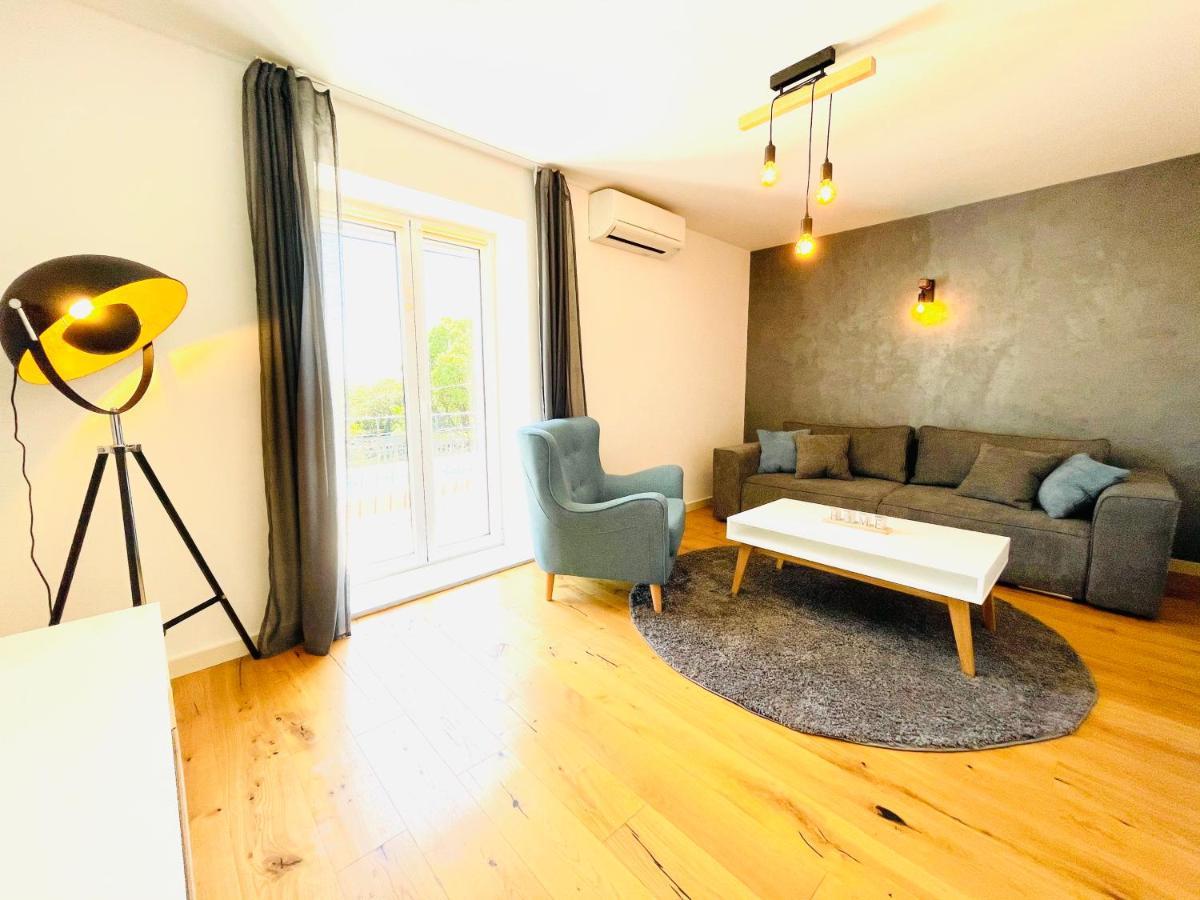 Nona Apartment *